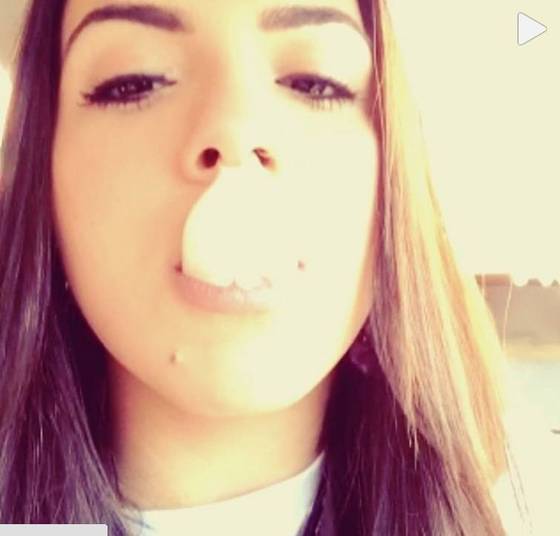 Petra MattarA filha de Maurício Mattar é considerada uma das musas do Instagram, mas nem por isso consegue agradar a todos. Petra entrou na lista por conta dos conteúdos que publica. Petra é especialista em bizarrices, por isso não é qualquer um que deve segui-la na rede social
