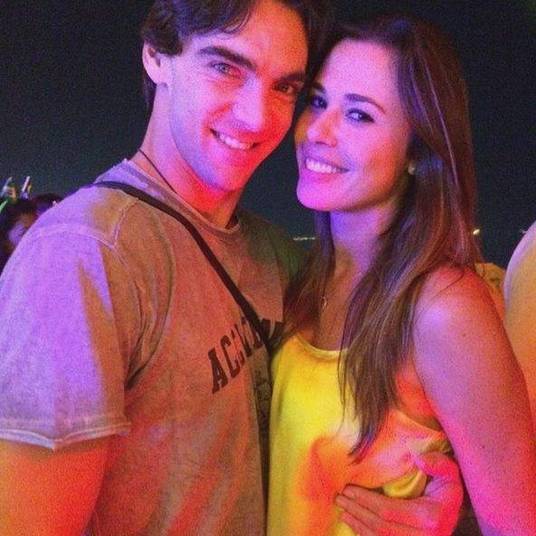 Em entrevista à revista Contigo, Maria Luiza, atual mulher do ídolo do 
vôlei, afirmou que precisou correr para não apanhar da romena...Barraco! Mulher de Giba diz que correu para não apanhar da ex do ídolo do vôlei