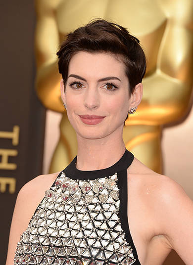 Anne Hathaway mostrou o corpão em O Segredo de Brokeback Mountain, Amor e Outras Drogas e O Casamento de Rachel