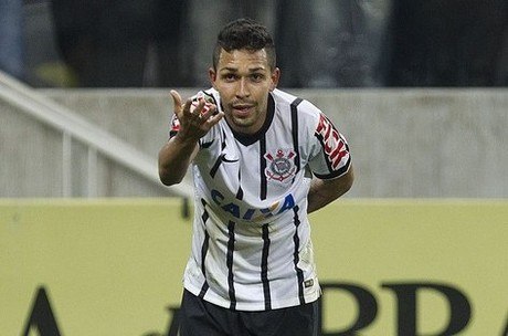 Julgamento da agressão de Petros a árbitro acontece nesta segunda