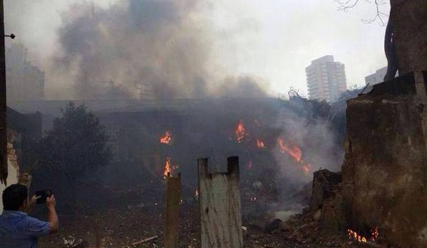 Veja imagens do local onde caiu aeronave em Santos