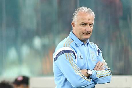 Esperando Valdivia, Dorival não varia time em treino secreto no Paraná