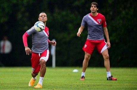São Paulo confia em trio de 11 anos atrás para vencer o Corinthians