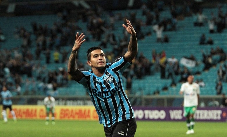 Corinthians contrata Dudu para fazer dupla com Guerrero na Libertadores