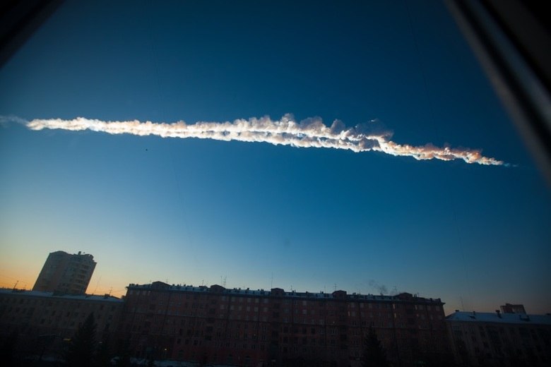 No caso do asteroide que atingiu a Rússia, os pesquisadores encontraram uma área de dano que se estende por 80 km