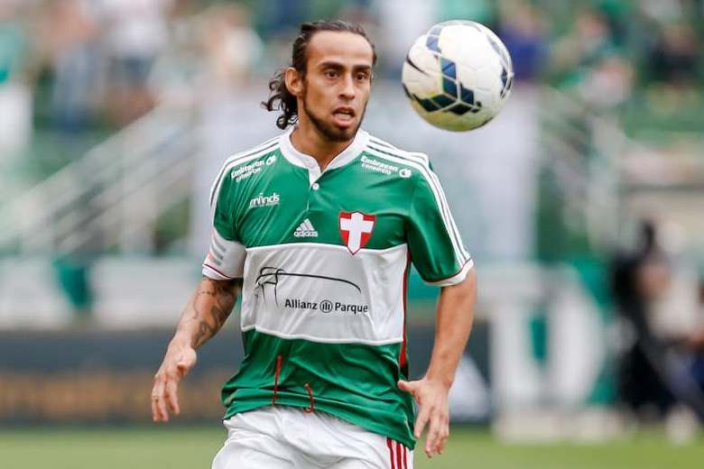 Amado por uns, odiados por outros! Saiba por que Valdivia é tão importante para o Palmeiras