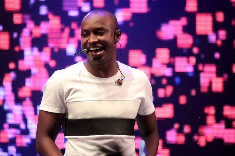 Thiaguinho também esbanjou carisma no palco