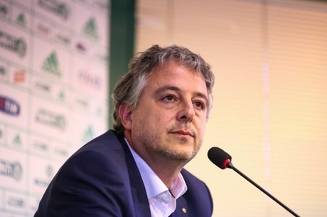 Paulo Nobre despista sobre novo técnico e fala em 