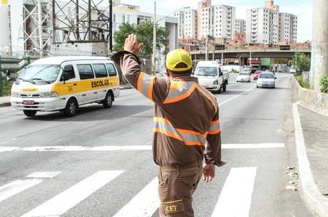 Ministério Público quer saber para onde vai o dinheiro das multas