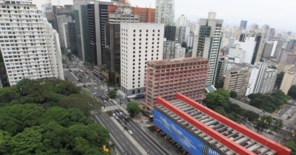 Centrais sindicais protestam nesta quarta-feira contra mudanças em ... - R7