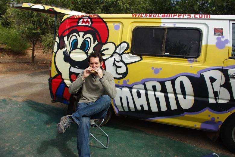 Já pensou ter um Food Truck do Mario Bros, o encanador mais conhecido do mundo? Esse rapaz teve a ideia 