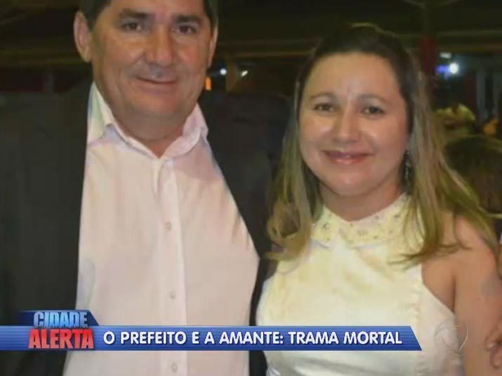 José de Arimateas Rabelo, prefeito de um município do interior do Piauí, foi preso acusado de matar a própria mulher com a ajuda da amante