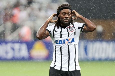 Guerrero seria titular da seleção se fosse brasileiro”, diz  Vagner Love