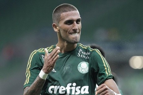 Destaque do Palmeiras fala em título brasileiro