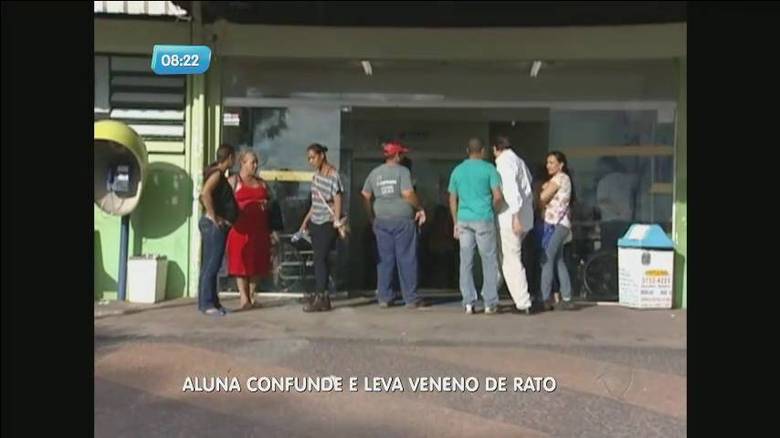 A mãe da aluna não quis gravar
entrevista, mas contou que a substância tóxica estava escondida na gaveta de um
guarda-roupas e que não sabia que a filha havia levado o veneno para a escola