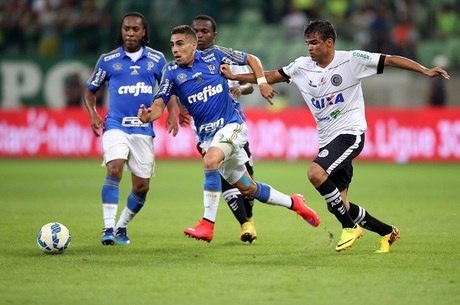 Palmeiras só empata com o ASA e vê pressão aumentar