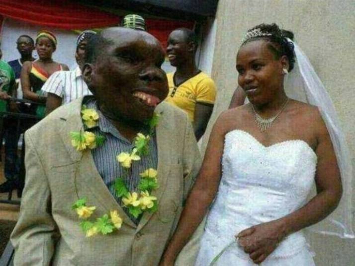 Hoje Baguma  casado com Kate Namanda, de 30 anos. O casrio aconteceu em 2013 e atraiu centenas de olhares curiosos