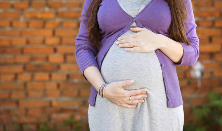 Quando é necessário procurar ajuda médica? Se o quadro for muito grave, no qual já nos primeiros dias a pessoa fica incompatibilizada com o bebê, então, tem que buscar tratamento imediato, ressalta Mourão.— Quando o quadro é mais leve, uma alteração sutil de humor que contrasta com uma expectativa de felicidade, é possível aguardar duas semanas Quando é necessário procurar ajuda médica? Se o quadro for muito grave, no qual já nos primeiros dias a pessoa fica incompatibilizada com o bebê, então, tem que buscar tratamento imediato, ressalta Mourão.— Quando o quadro é mais leve, uma alteração sutil de humor que contrasta com uma expectativa de felicidade, é possível aguardar duas semanas
