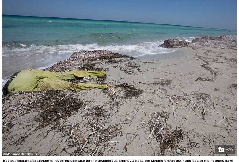 Um dos retratos mais evidentes da tragdia humanitria  este esqueleto, que foi encontrado na praia ainda vestindo calas amarelas e um cinto de couro preto