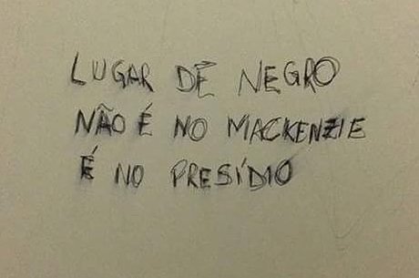 Criminoso Picha Frases Racistas Em Banheiro Do Mackenzie Noticias R7 Sao Paulo