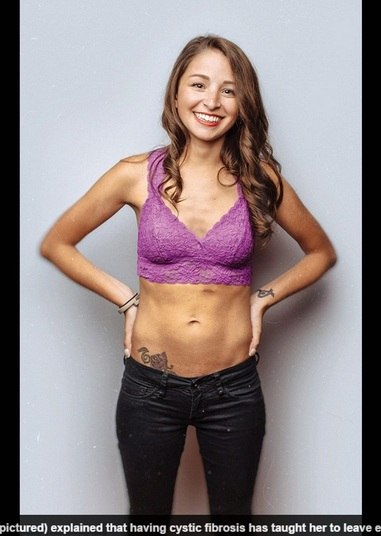 Outra mulher, Kaela, conta que viva com o medo da morte até
que realizou um transplante de fígado em 2006 e outros dois transplantes, dos
pulmões, em 2014