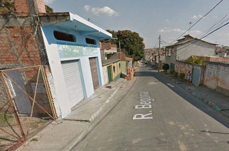 Rua onde vítima foi cercada