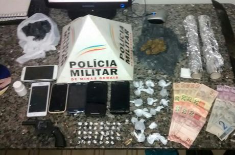 Material foi apreendido na casa onde estavam os menores