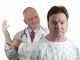 O exame de toque dói? Como ele é feito? Os pacientes não relatam sentir dor ou qualquer tipo de complicação por causa do teste, afirma o médico. O que poderá acontecer é um “certo desconforto”. Sacomani ainda explica que o exame pode ser realizado em pé ou deitado. — A
maioria dos urologistas prefere fazer com o paciente deitado. Utiliza-se um
anestésico denominado lidocaína, na forma de gel, e luvas