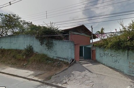 De acordo com a Polícia Militar, a motivação do crime seria a disputa pelo tráfico de drogas da região