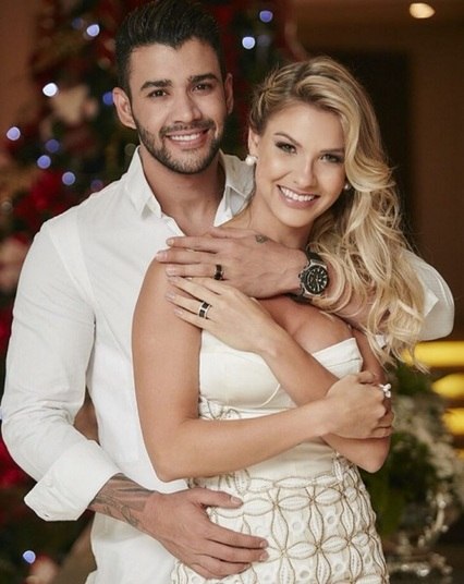 Agora é oficial! Gusttavo Lima e a modelo Andressa Suita se casaram e pegaram todo mundo de surpresaAcesse o R7 Play e assista à programação da Record quando quiser