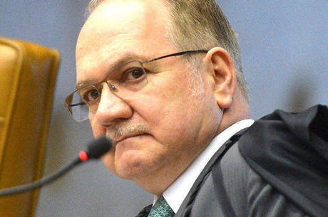 Com Fachin, placar do STF vai a 2 a 1 pelo afastamento de Renan da presidência do Senado