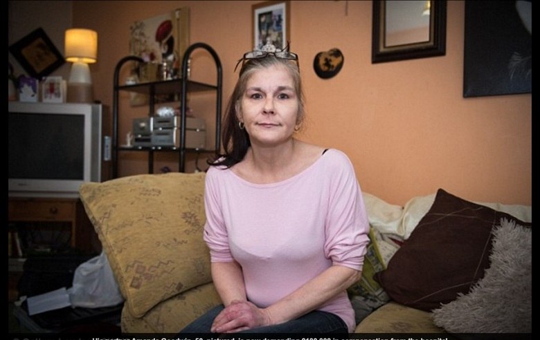 Sua mulher, Amanda Goodwin, 50 anos, condena o hospital e entrou na
justiça pedindo indenização.

— Ele parecia bem, estava bonito. Eles acabaram com a minha vida.
Ligaram dizendo que ele tinha morrido, que haviam feito tudo que podiam. A enfermeira estava chorando e eu gritava ao telephone