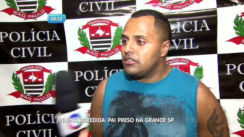 Davi Vargas do Santos confessou o crime assim que foi
capturado.
— Eu me excedi. Tirei a cinta e fui surrar a menina. Me excedi