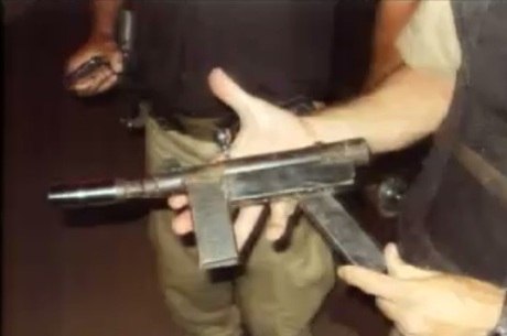 Trio negou a fabricação da arma caseira