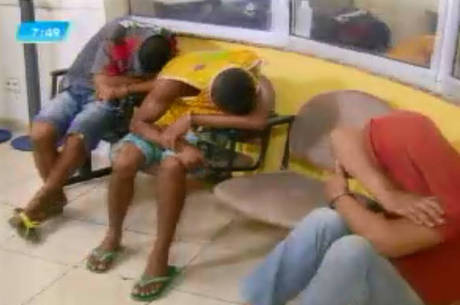 Segundo a PM, todos os envolvidos já têm passagens por outros crimes