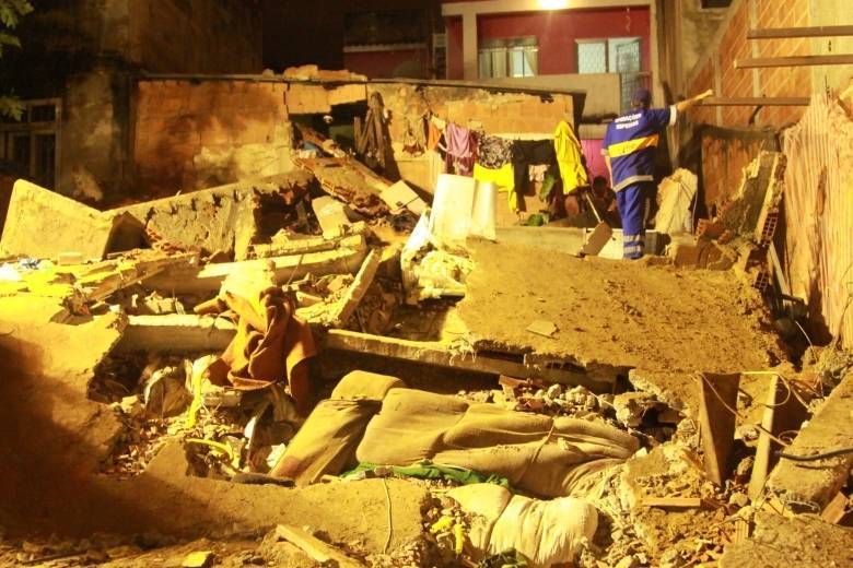 Alessa Caroline Fernandes Alves, de 17 anos, e Lídia Ferreira de Lima, 82 anos, não resistiram e morreram no local