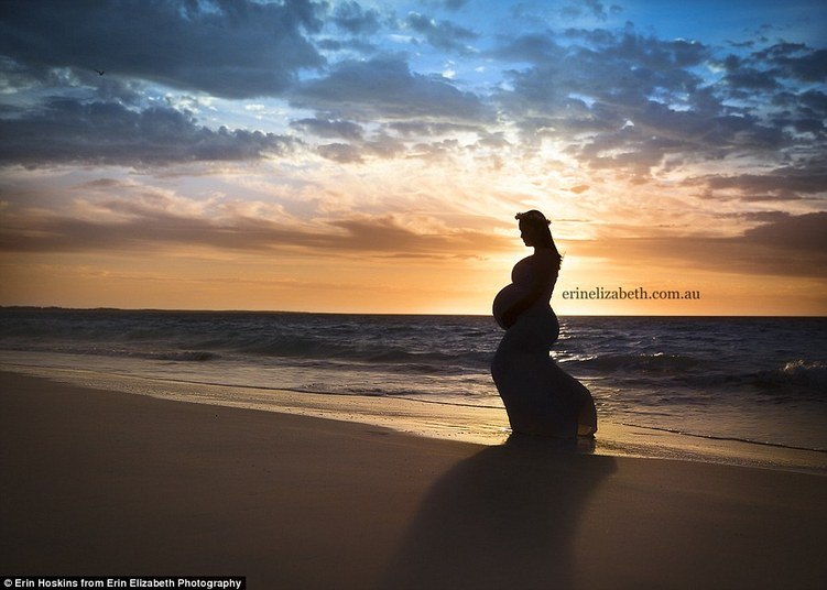 No entanto, quando é questionada se todo esse esforço vale à pena, seus olhos enchem de brilho.

— Com certeza! E vou continuar lutando!  A deputada teve que ser levada ao hospital em algumas ocasiões para tratar questões menores. Contudo, todos os cinco bebês estão saudáveis