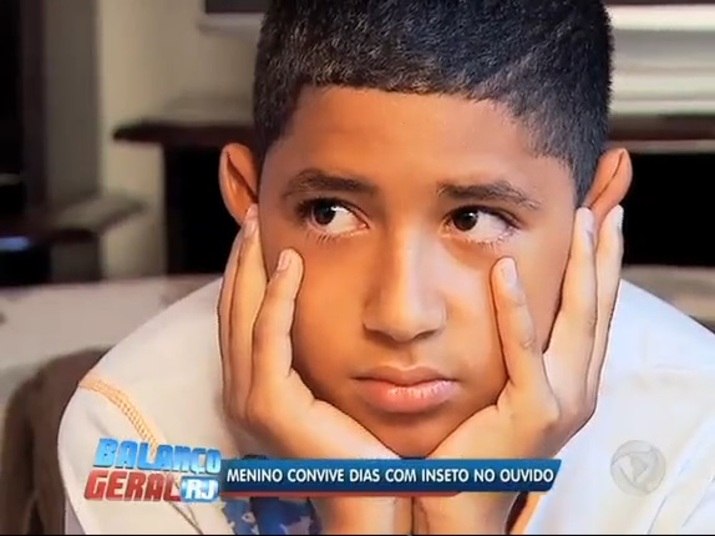 Em 2015, Juan Raimundo Lopes, de 11 anos, ficou 20 dias com uma barata dentro do ouvido. Na ocasião, a mãe procurou ajuda no hospital Mario Monteiro, em Piratininga, Niterói, mas a médica disse que se tratava de uma inflamação e prescreveu um remédio