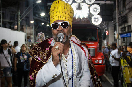 Carlinhos Brown pode não desfilar mais em São Paulo