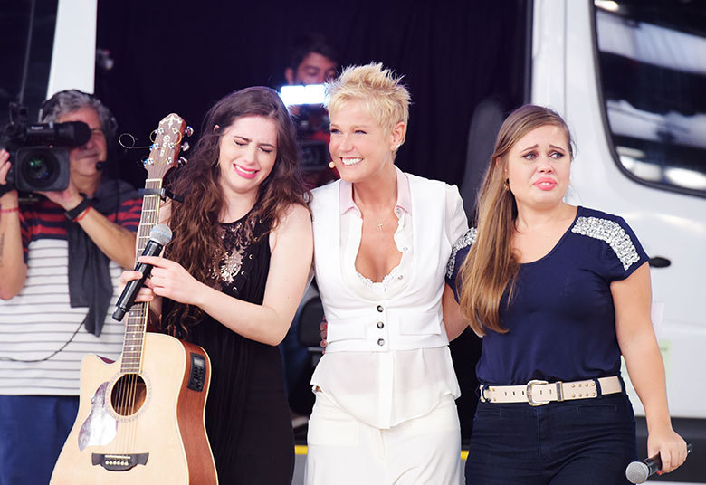 Mas elas vão se surpreender ainda mais quando se apresentarem ao lado de Edson e Hudson, de quem são super fãs• Acesse o R7 Play e assista na íntegra a todos os programas da Record! Clique e experimente!