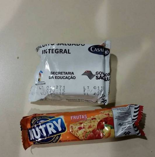 A maioria dos pratos são compostos pela chamada merenda seca. Na foto, merenda da ETEC (Escola Técnica Estadual) Jornalista Roberto Marinho, na zona sul