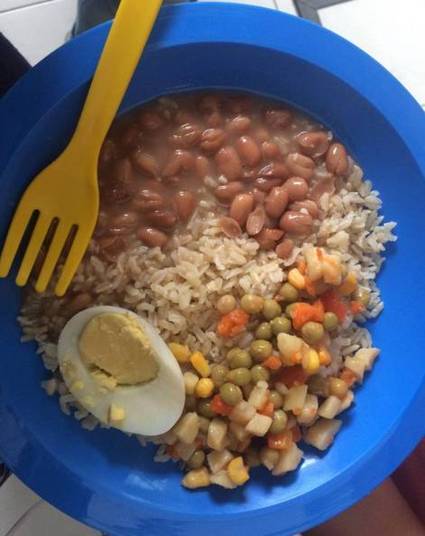 Merenda da Escola Estadual Maria José, no centroExperimente: todos os programas da Record na íntegra no R7 Play