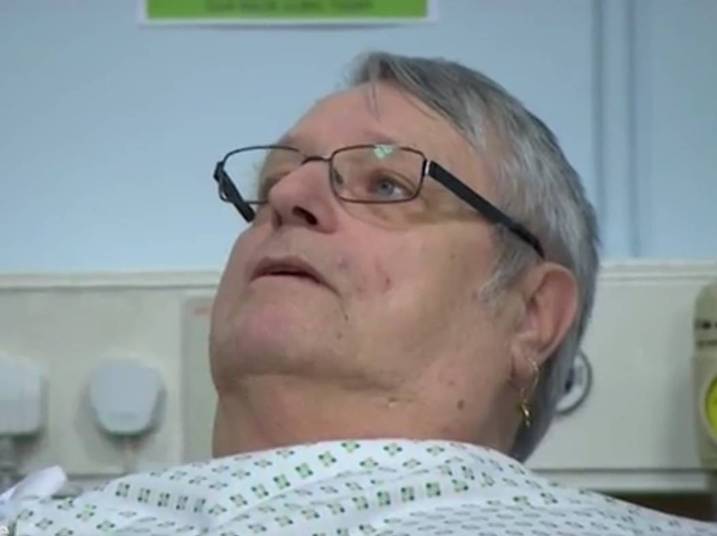 Apesar do drama, Colin poderá ter ereções parciais, e está apto a receber uma prótese(Com informações do Daily Mail)