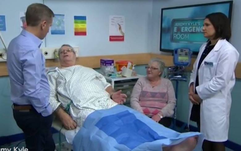 Como a doença não havia se espalhado, ele não precisou fazer quimioterapia nem radioterapia. Mas teve de passar por uma cirurgia de remoção do órgão.— Eu acho que ele deve estar em um frasco em algum laboratório