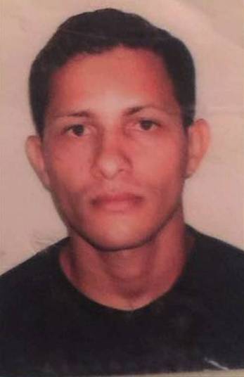 O suspeito de ter cometido o crime é Francinaldo Pereira, de
25 anos, vizinho de Jhuliany