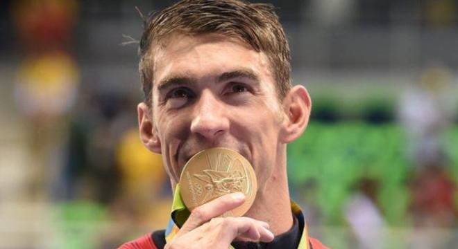O valor das medalhas aumenta no mercado com base na história do atleta que a ganhou; Michael Phelps ganhou 19 de ouro