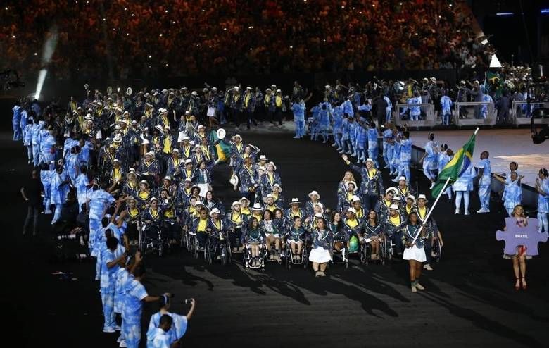 Após o sucesso dos Jogos Olímpicos, chegou a vez dos atletas paralímpicos agitarem o Rio de Janeiro. Na noite desta quarta-feira (7), no estádio do Maracanã completamente lotado, aconteceu a cerimônia de abertura da Paralimpíada Rio 2016 