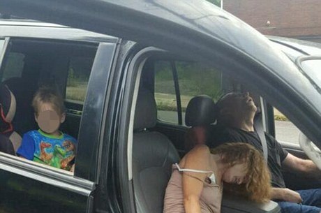 Segundo funcionário, homem levava mulher para o hospital