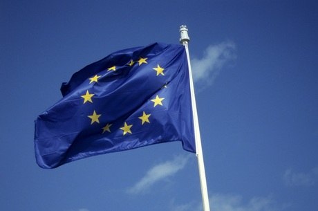 Resultado de imagem para União Europeia cobrará taxa de 5 euros de cidadãos estrangeiros