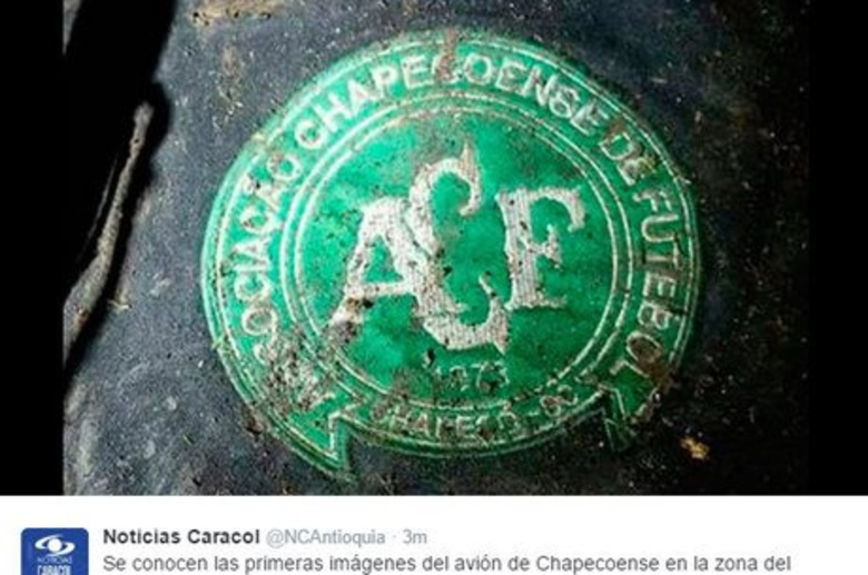 Na redes sociais, vários veículos colombianos divulgaram uma imagem com o emblema do time de Chapecó